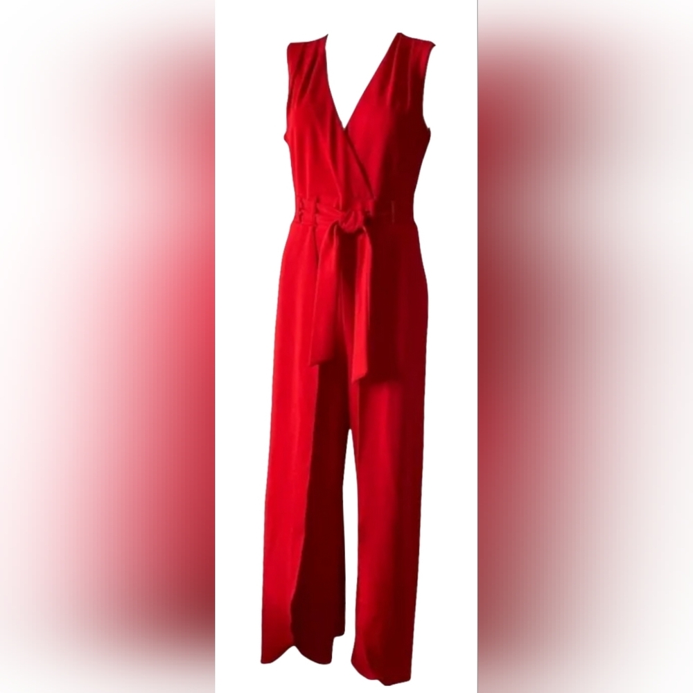 Shelby & Parker Red VNeck Jumpsuit W/ Leg Slit & Built In Shorts Women's Size 14